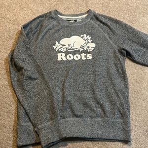 ROOTS Canada crew neck sweatshirt with original reusable bag